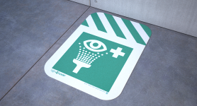 E011A-F | Eyewash station (floor sign)